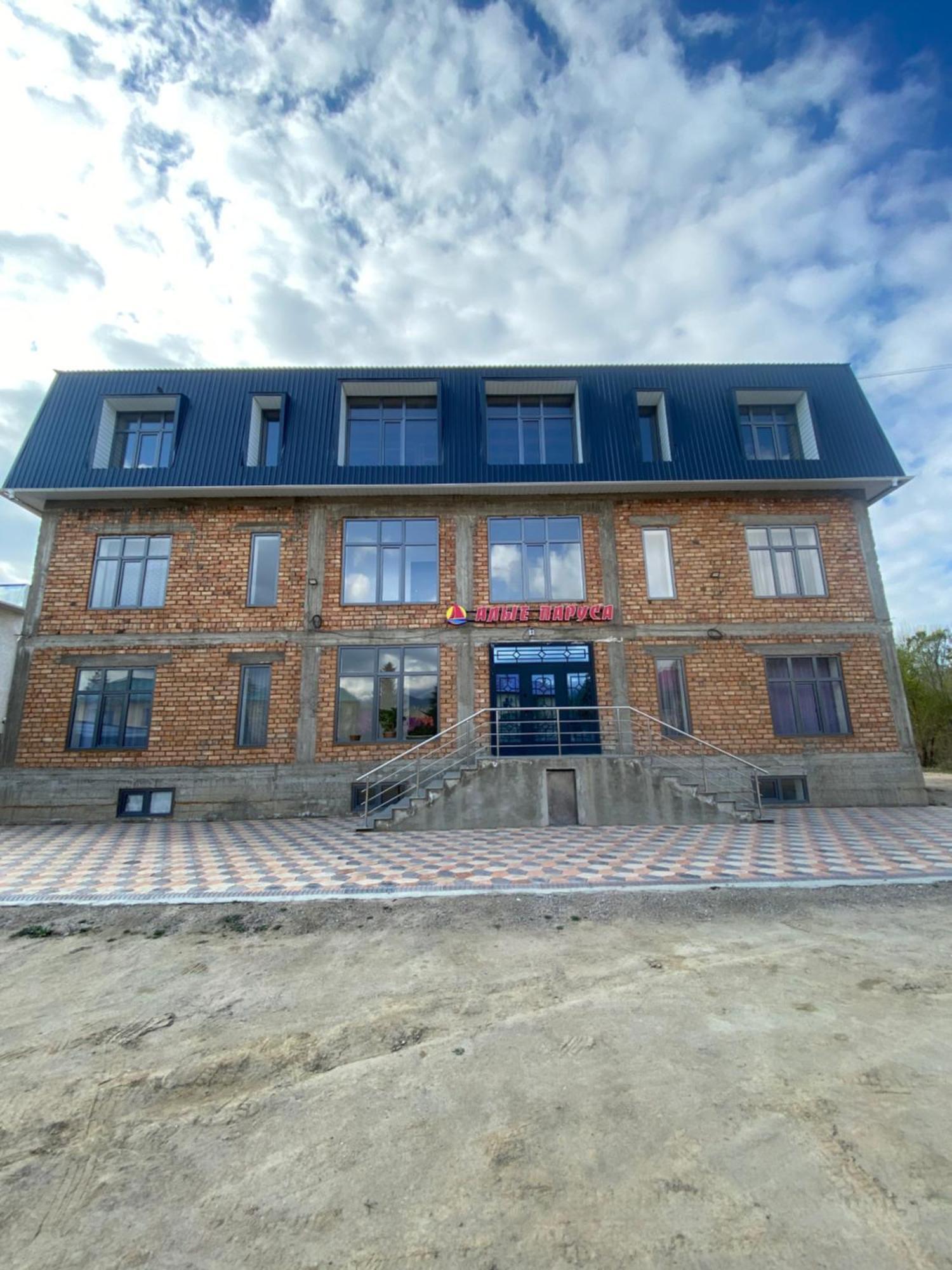 Hotel Алые Паруса Tscholponata Exterior foto